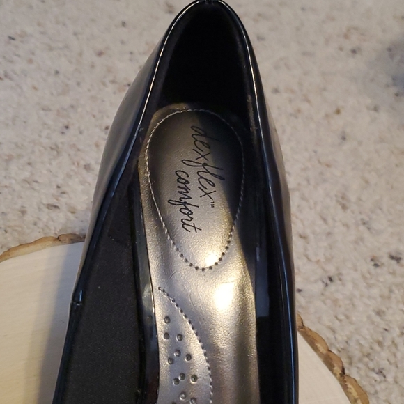 6.0M Dexflex. Not 6.5W Originally misrepresented. - Picture 3 of 8